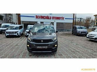 PEUGEOT RIFTER 1-5-bluehdi-gt