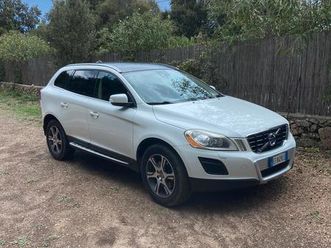 suv volvo xc 60 d5 awd anno 2011 ottime con