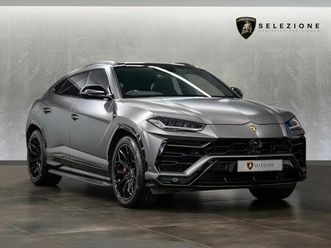 lamborghini urus v8