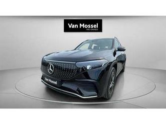 mercedes-eqb250-amg-line-5d