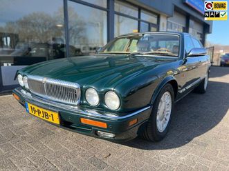 DAIMLER DOUBLE SIX daimler-double-six-6-0-v12