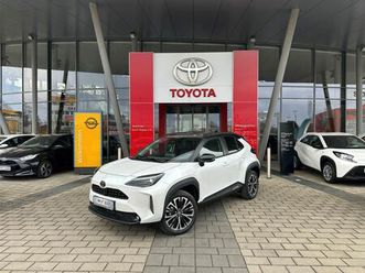 toyota yaris cross 1.5 hybrid style plus, navi,led,360°