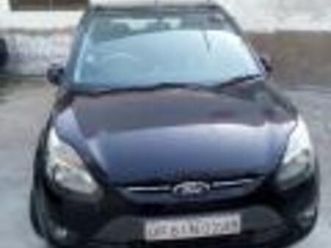 ford figo 1.4 tdci titanium 2010