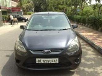 ford figo 1.4 tdci titanium 2012