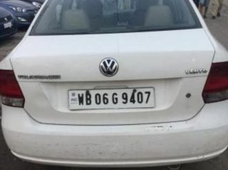 volkswagen vento comfortline petrol 2011