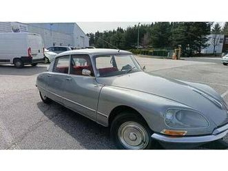 1971-citroen-ds-gris-manuel-4-vitesses-conduite-a-gauche