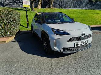 toyota-yaris-cross-gr-sport-suv's-1-5-vvt-h-gr-sport-e-cvt-euro-6-s-s-5dr