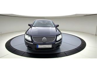 volkswagen-phaeton-5-0-v10-tdi-4motion-in-lunablau