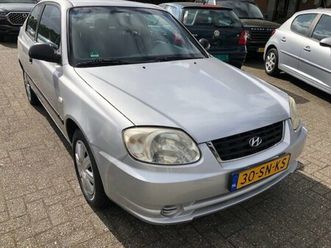 hyundai-accent-13i-active-young-slechts-790-euro