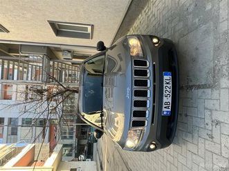 jeep compass 2012 2.2 diesel shitet ose nderrohet .