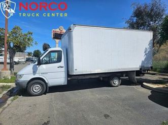 2005-freightliner-sprinter-2500-16'-box-28674-miles-white-cab-chassis-2-7l-die
