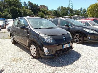 RENAULT TWINGO renault-twingo-1-2-8v-le-iene