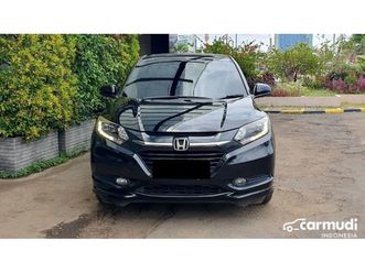 HONDA HR-V 2015-honda-hr-v-1-8-prestige-suv-hitam-sunroof