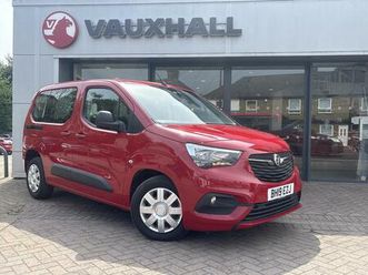 VAUXHALL COMBO 1-5-turbo-d-blueinjection-design-auto-euro-6-start-stop-5dr