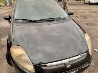 fiat punto evo - 2011