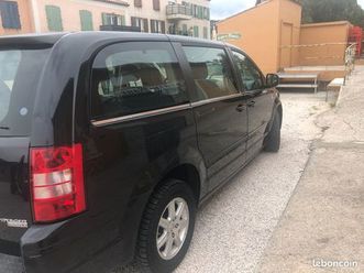 chrysler-grand-voyager-lx-2-8-crd-163cv-2010-6-000-217-000-kms-diesel-sainte-max