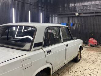 LADA 2105 2105-1990