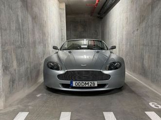 aston-martin-vantage-roadster