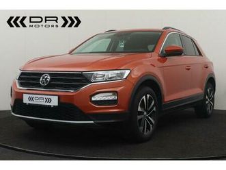 volkswagen t-roc 1.0 tsi united - 29.000km!!! navi - dab - apple carplay/androi