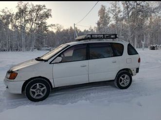 продажа toyota ipsum, 2000 год в якутске