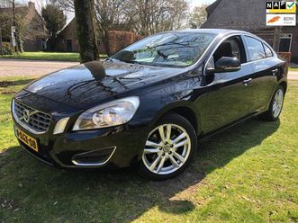 volvo s60 - 1.6 t3 momentum org nl / aut / apk 06-01-2027