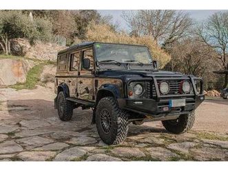 land-rover - defender