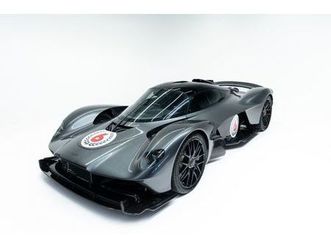ASTON MARTIN VALKYRIE aston-martin-valkyrie-vip-f1-pre-owner-1-of-150