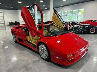 LAMBORGHINI DIABLO 1994-lamborghini-diablo-13000-miles-red