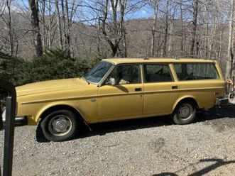 1978-volvo-245-wagon-yellow-rwd-automatic