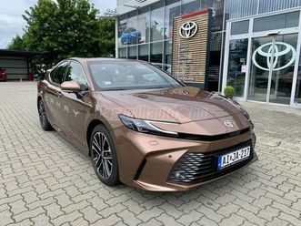 toyota-camry-2-5-hybrid-executive-e-cvt