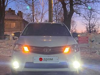 toyota-corolla-axio-2013