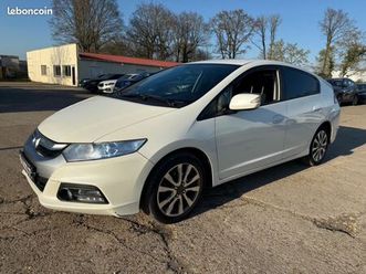 honda-insight-hybrid-1-3-i-vtec-executive-cvt-prius