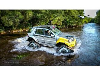 mercedes-benz-ml-500-tracked-tracks-off-road-customised-mattrack-custom