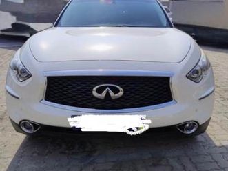 infiniti-qx70-2018-gcc-original-paint-all-service-records-lady-driven-family-excellent-c