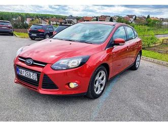 AUDI Q5 ford-focus-2012-g-klima-nove-gume-eurokuka-109-000km-reg-10-202-2010-god