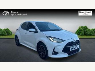 toyota yaris design hatchback's 1.5 vvt-h design e-cvt euro 6 (start/stop) 5dr