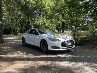 tesla-model-s-90d