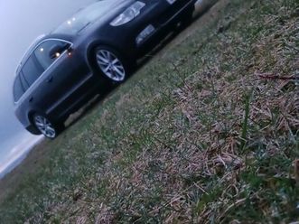 SKODA SUPERB COMBI brugt-skoda-superb-combi-2-0-tdi-pd-dpf-elegance-140hk-stc-6g-til-salg