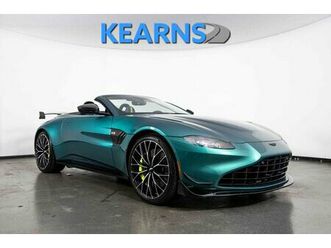 used-2022-aston-martin-v8-vantage-roadster