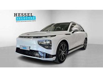 xpeng-g9-performance-5d