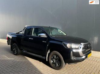 toyota hilux - 2.4 d-4d xtra cab professional automaat