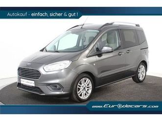 FORD TOURNEO COURIER ford-tourneo-courier-1-hand-navi-shz-kamera