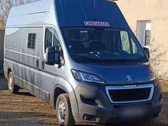 auto-moto-vehicule-utilitaire-leger