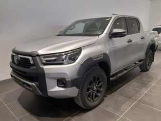 toyota hilux 2.8 d-4d 48v double cab invincible auto nuova a vicenza