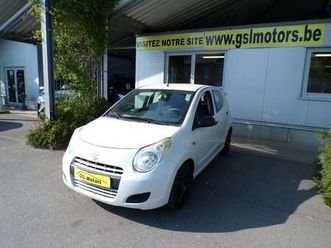 1-000i-essence-68cv-5portes-blanche-03-2010