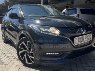 honda-vezel-1-5-hybrid-2wd-2017-black