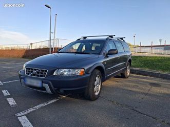 volvo-xc70-cross-country-awd-2-5t-essence-summum-210-ch