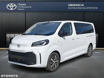 toyota proace verso 2.0 d4-d long business