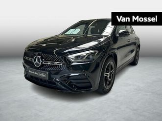 mercedes gla 180 amg line + nightpack + surround view + key less +
