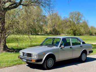 uit 1981, nieuwe 2.0 l motor en erg veel karakter!